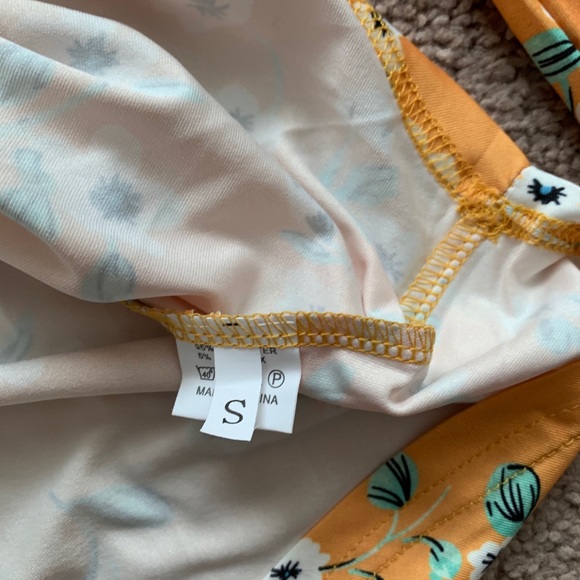 NWOT Mustard floral blouse - Picture 7 of 7